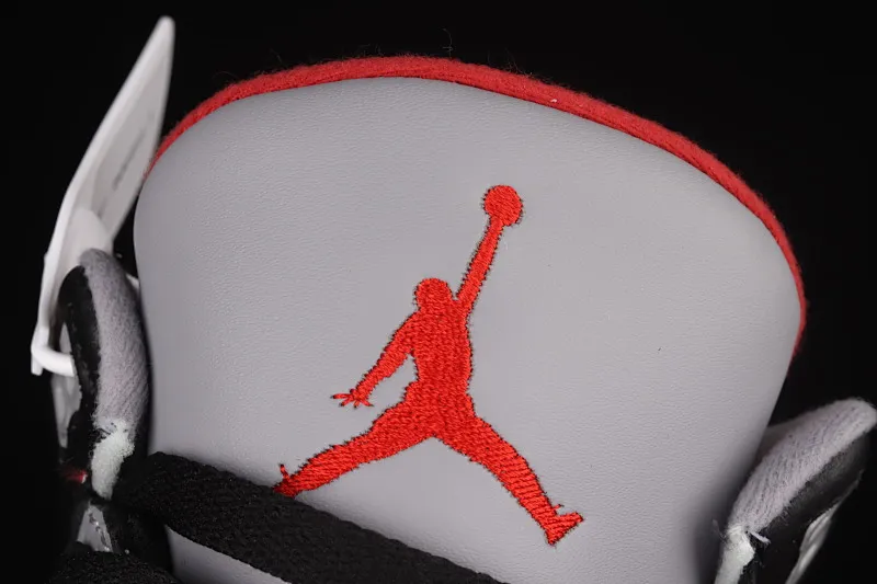 All categories Air Jordan Jordan series basketball shoes Air Jordan 3 J version Air Jordan 3 Retro Black Cement (2018) AJ3 Joe 3 replica black cement 854262-001